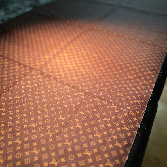 Monogram fabric 4’ x 2’ - Picture 5 of 8